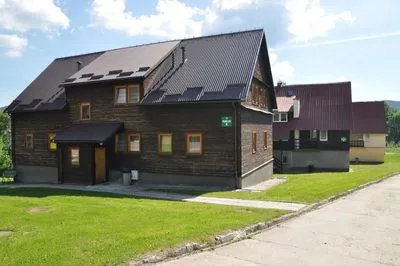Hotel de construcción Gromada OW Krynica Zdrój