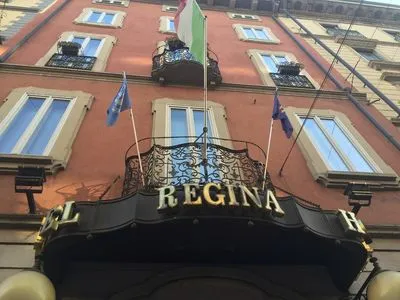 Building hotel Regina