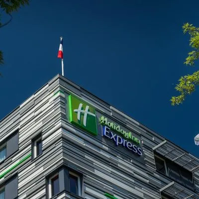 Building hotel Holiday Inn Express Strasbourg - Centre