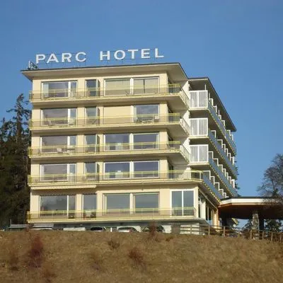 Building hotel Grand du Parc
