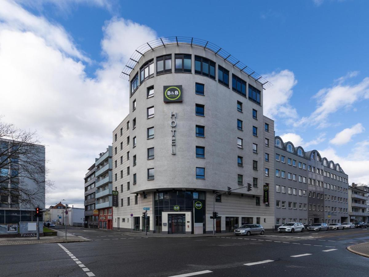 Building hotel B&B HOTEL Wuppertal-City