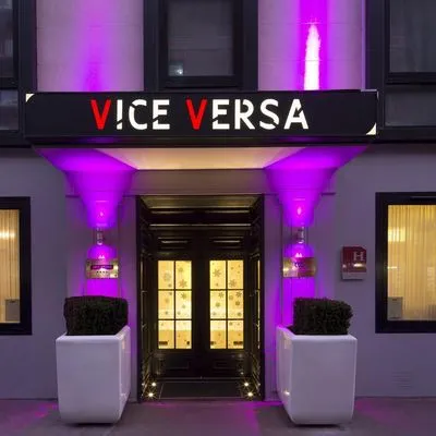 Building hotel Vice Versa Hotel