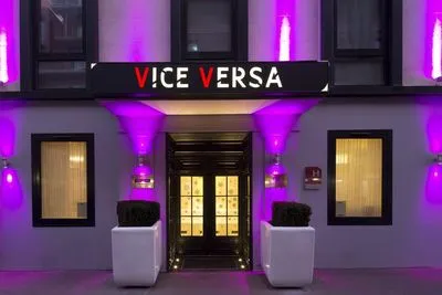 Building hotel Vice Versa Hotel