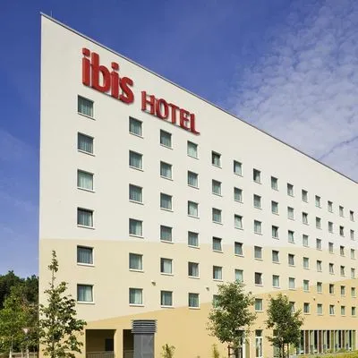 Building hotel ibis Frankfurt City Messe