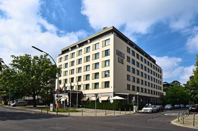 Building hotel Pestana Berlin Tiergarten