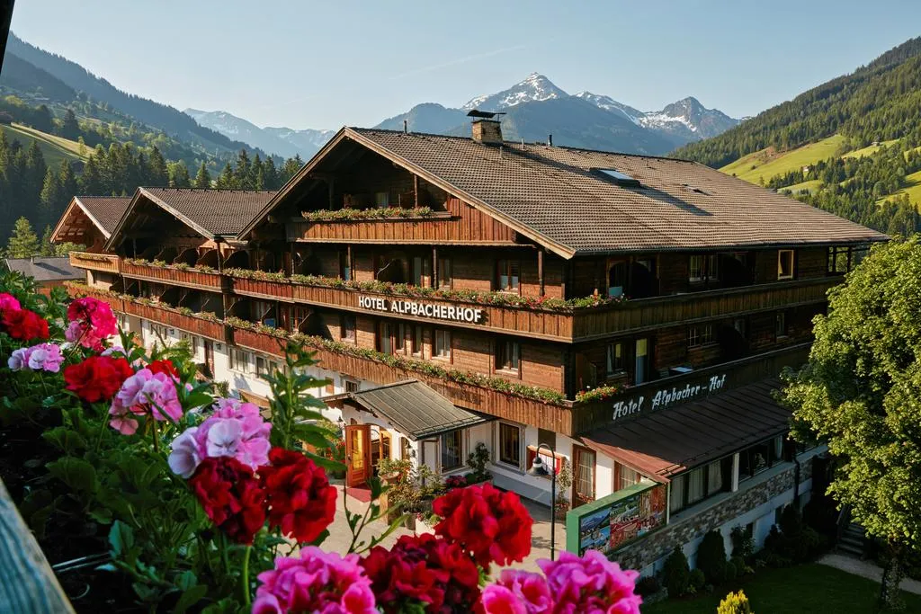 Building hotel Der Alpbacherhof - Natur & SPA Resort mit Klasse
