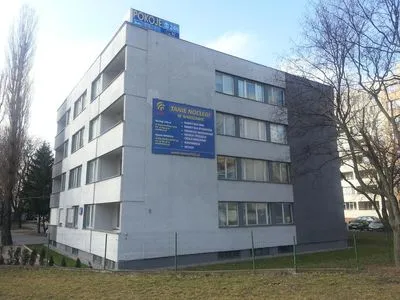 Building hotel Noclegi Suseł