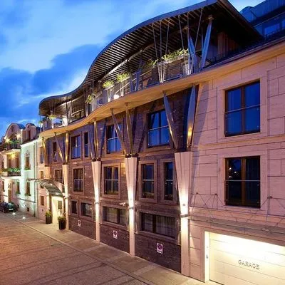 Building hotel Niebieski Art Hotel & Spa