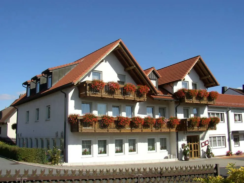 Building hotel Sonnental