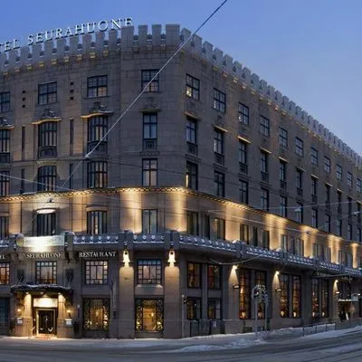 Building hotel Seurahuone Helsinki