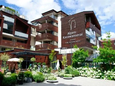 Building hotel Alpen-Karawanserai Time Design