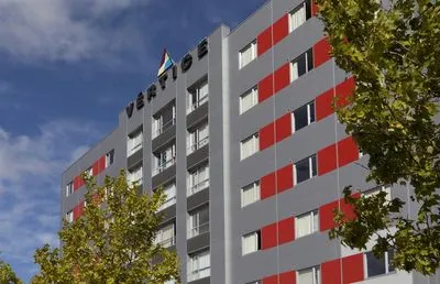 Building hotel Vértice Roomspace Madrid