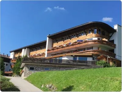Hotel dell'edificio Berghotel Tirol