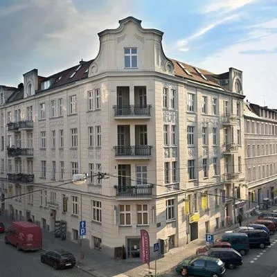 Building hotel Apartamenty Pomarańczarnia