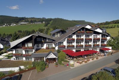 Building hotel Sporthotel Zum Hohen Eimberg