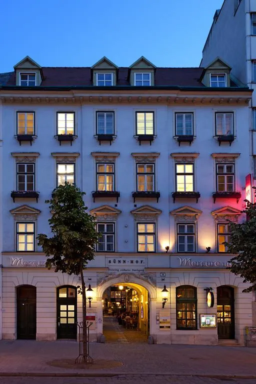 Building hotel Mercure Grand Hotel Biedermeier Wien