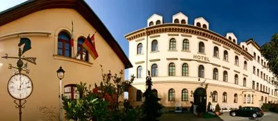 Gebäude von Hotel Bayerischer Hof Dresden