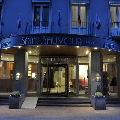Building hotel Saint Sauveur