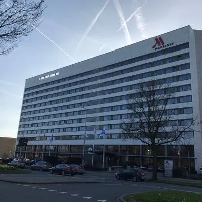 Building hotel The Hague Marriott