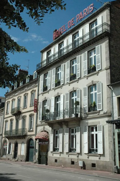 Building hotel De Paris