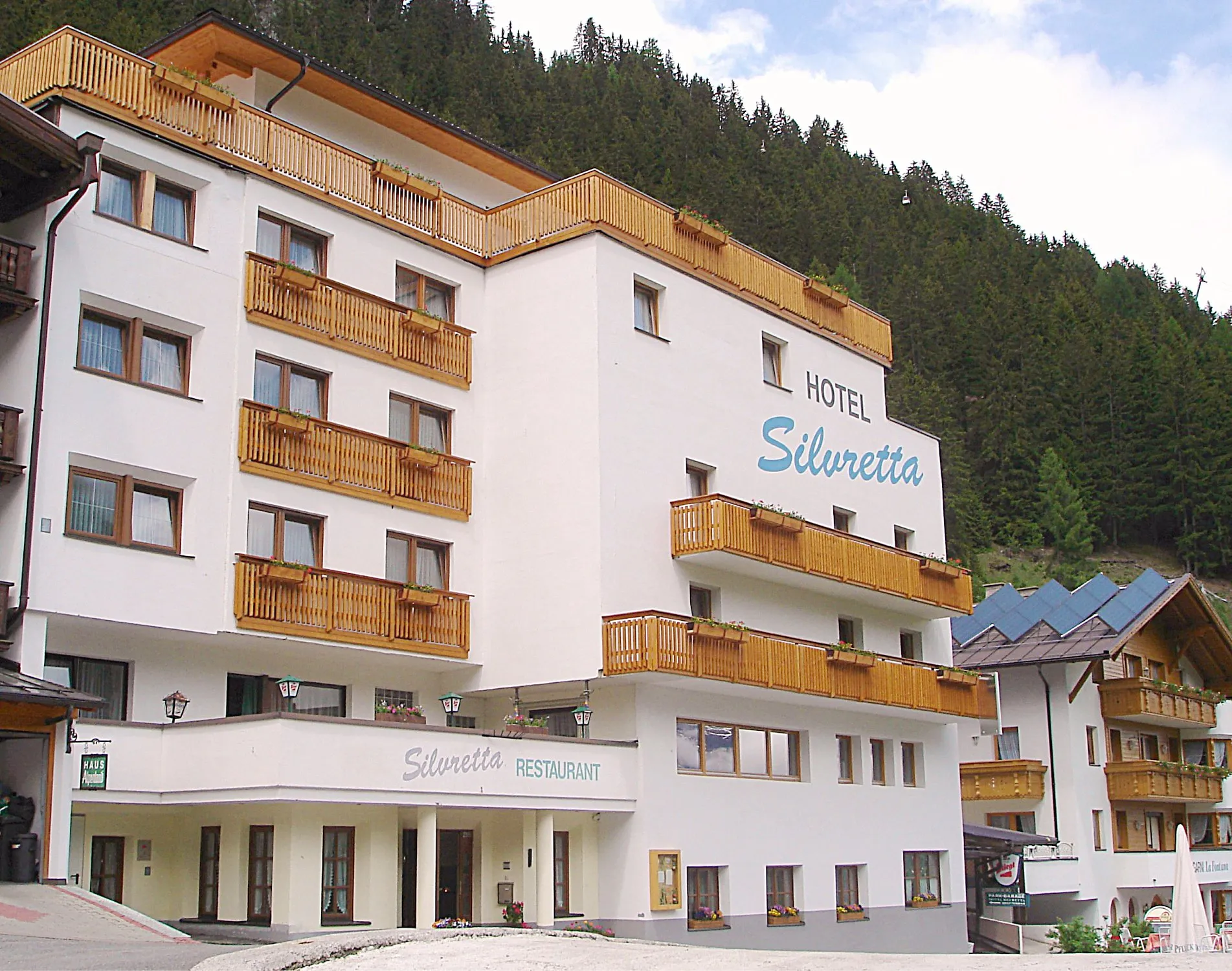 Building hotel Hotel Silvretta