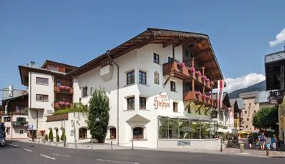 Building hotel Hotel Zum Hirschen