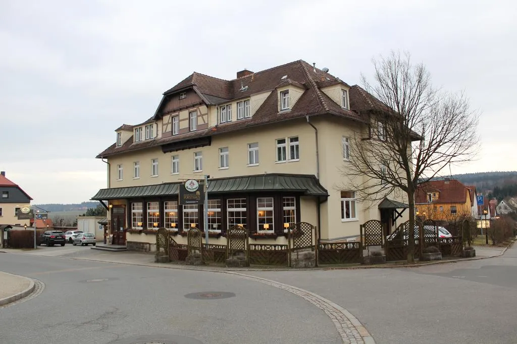 Building hotel Parkhotel Forsthaus