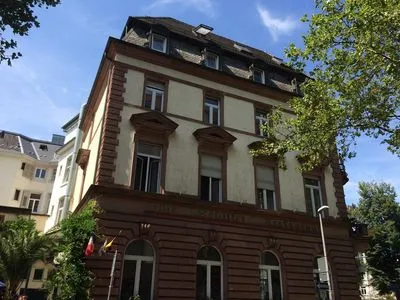 Gebäude von Hotel Schiller