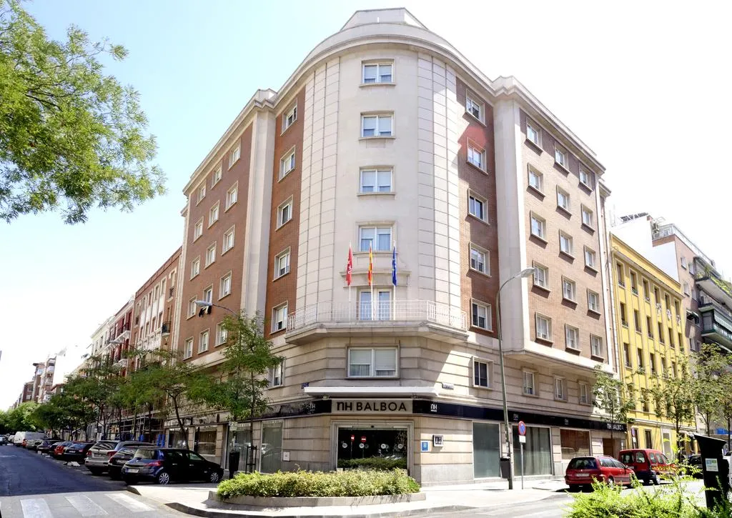 Building hotel NH Madrid Balboa