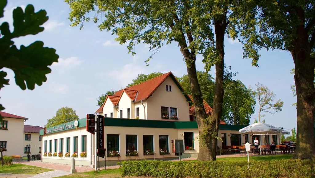 Building hotel Gasthof & Pension "Zum Himmel"