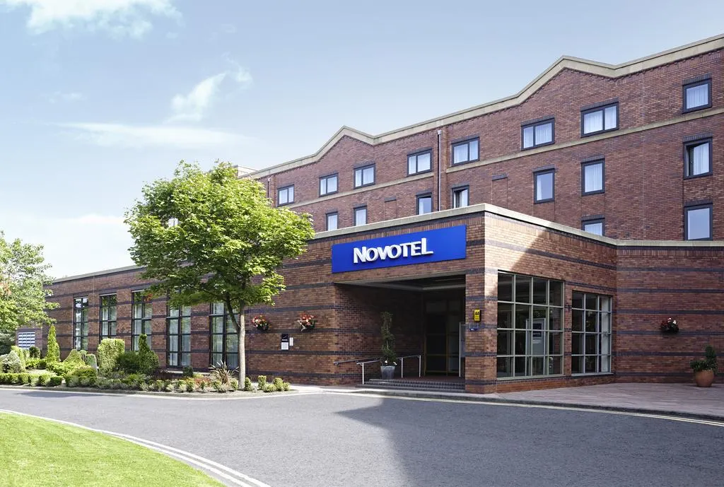 Building hotel Novotel Newcastle Airport