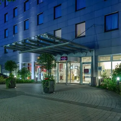 Building hotel Mercure Hotel Duesseldorf City Nord