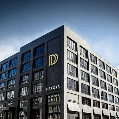 Building hotel Dakota Deluxe Glasgow