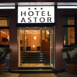 Hotel Astor Galleriebild 0