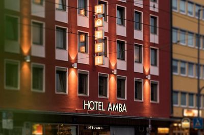 Building hotel Hotel Amba