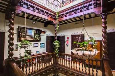 Building hotel Nuevo Suizo