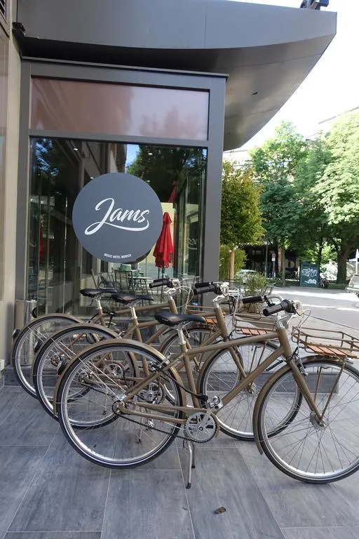 JAMS Music Hotel