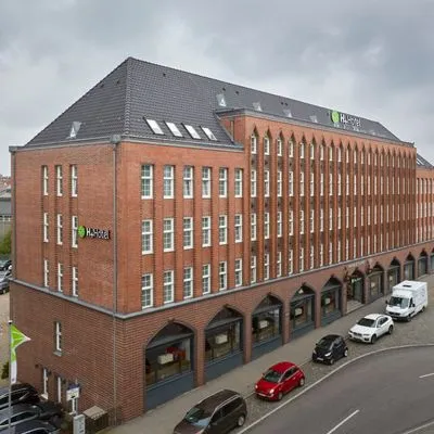 Building hotel H+ Hotel Lübeck