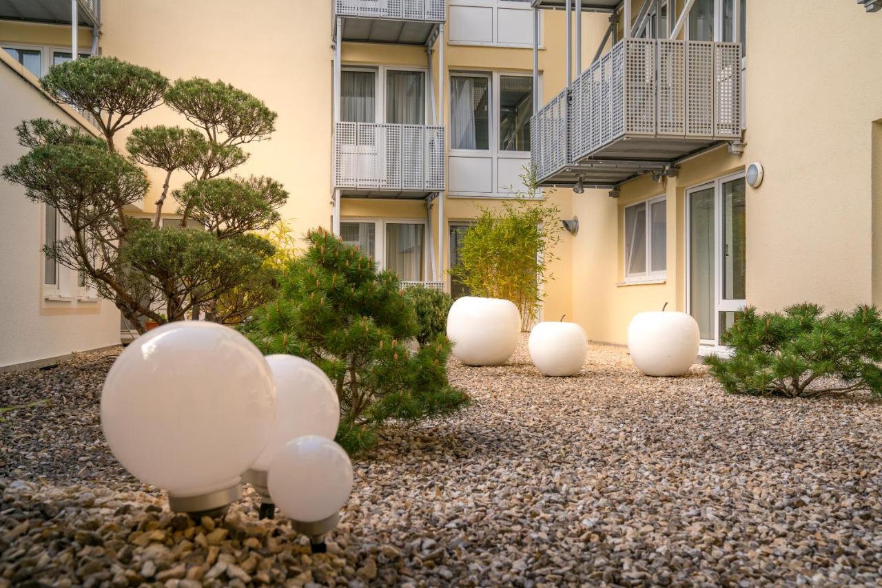 Building hotel Airporthotel Residenz Stuttgart-Steinenbronn