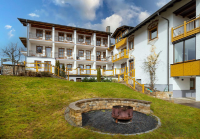 Building hotel Hotel Riesberghof