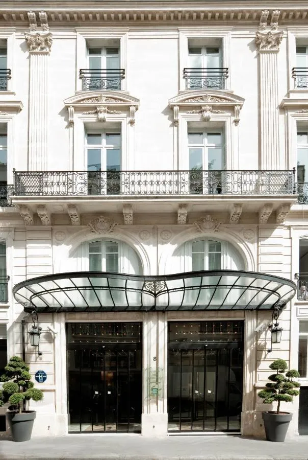 La Maison - Champs Elysées Paris