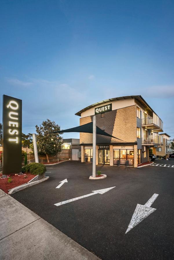 Building hotel Quest Frankston