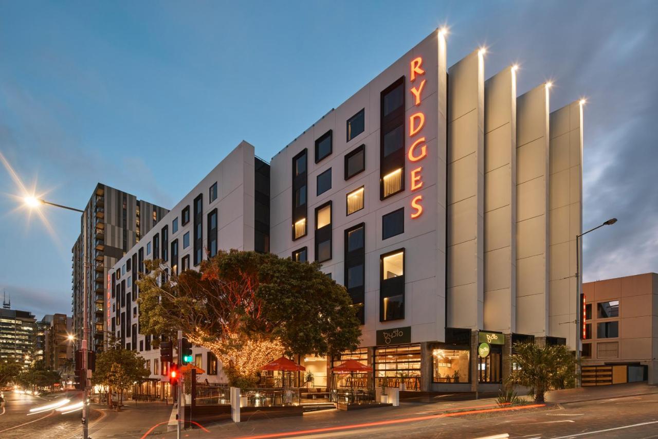 Building hotel Rydges Fortitude Valley