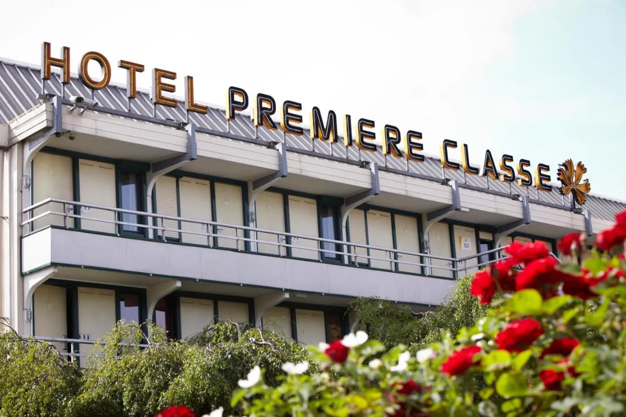 Building hotel Premiere Classe Montluçon - St Victor