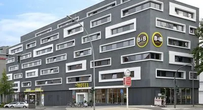 Building hotel B&B Hotel Hamburg-Altona