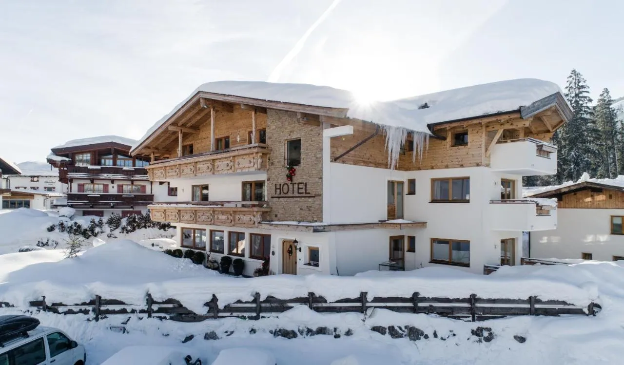 Building hotel Landhotel Föhrenhof