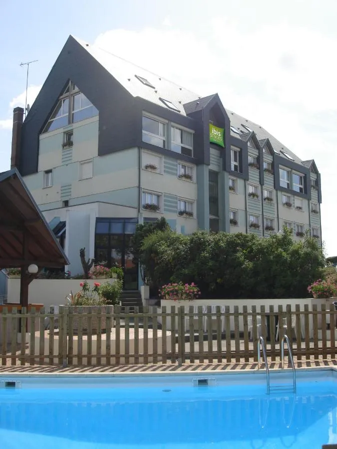 Building hotel Hotel Ibis Styles Auxerre Nord