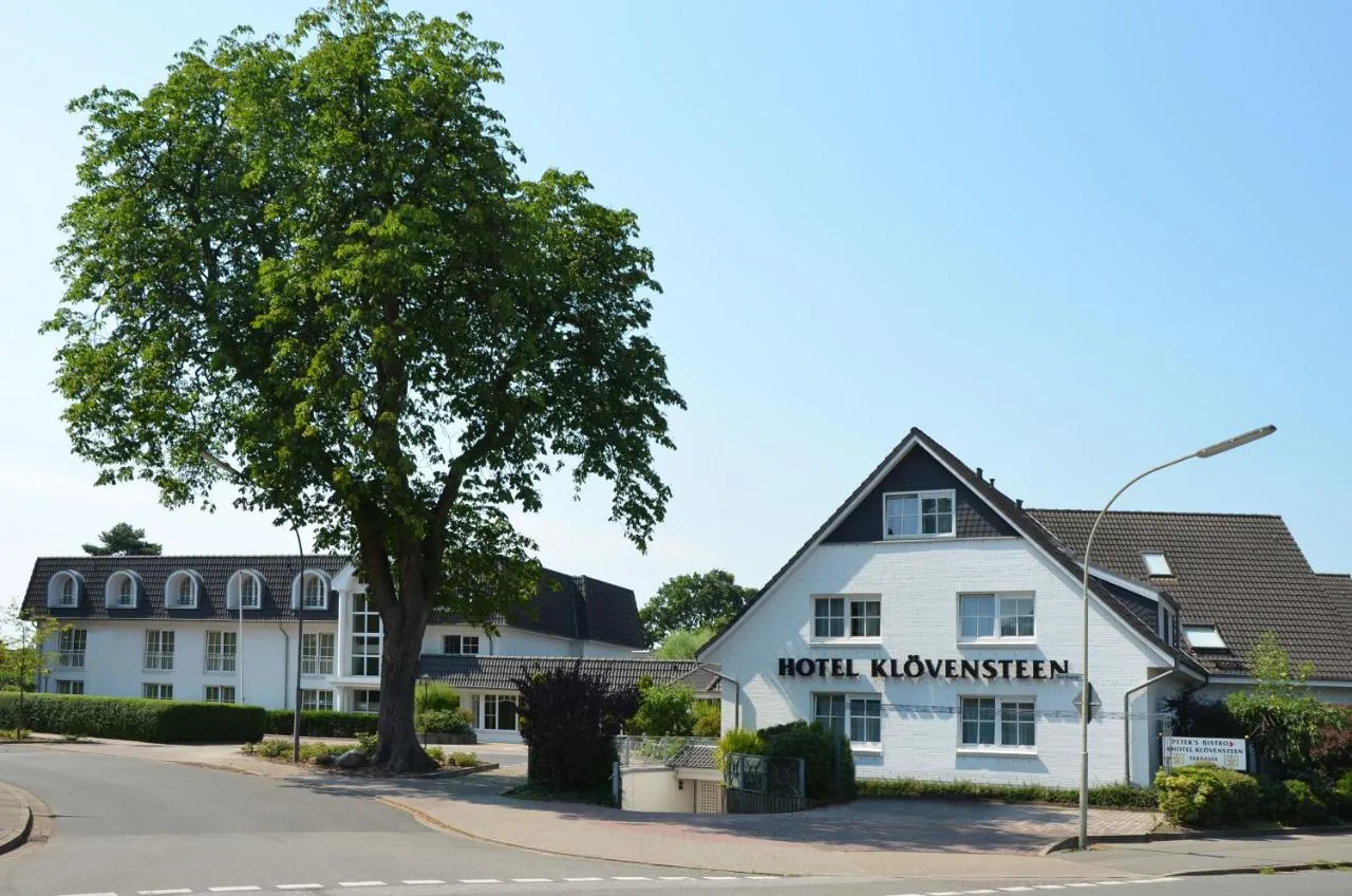 Building hotel Ringhotel Klövensteen