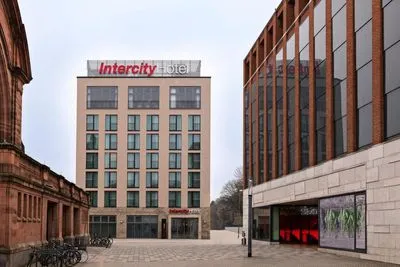 Building hotel IntercityHotel Wiesbaden