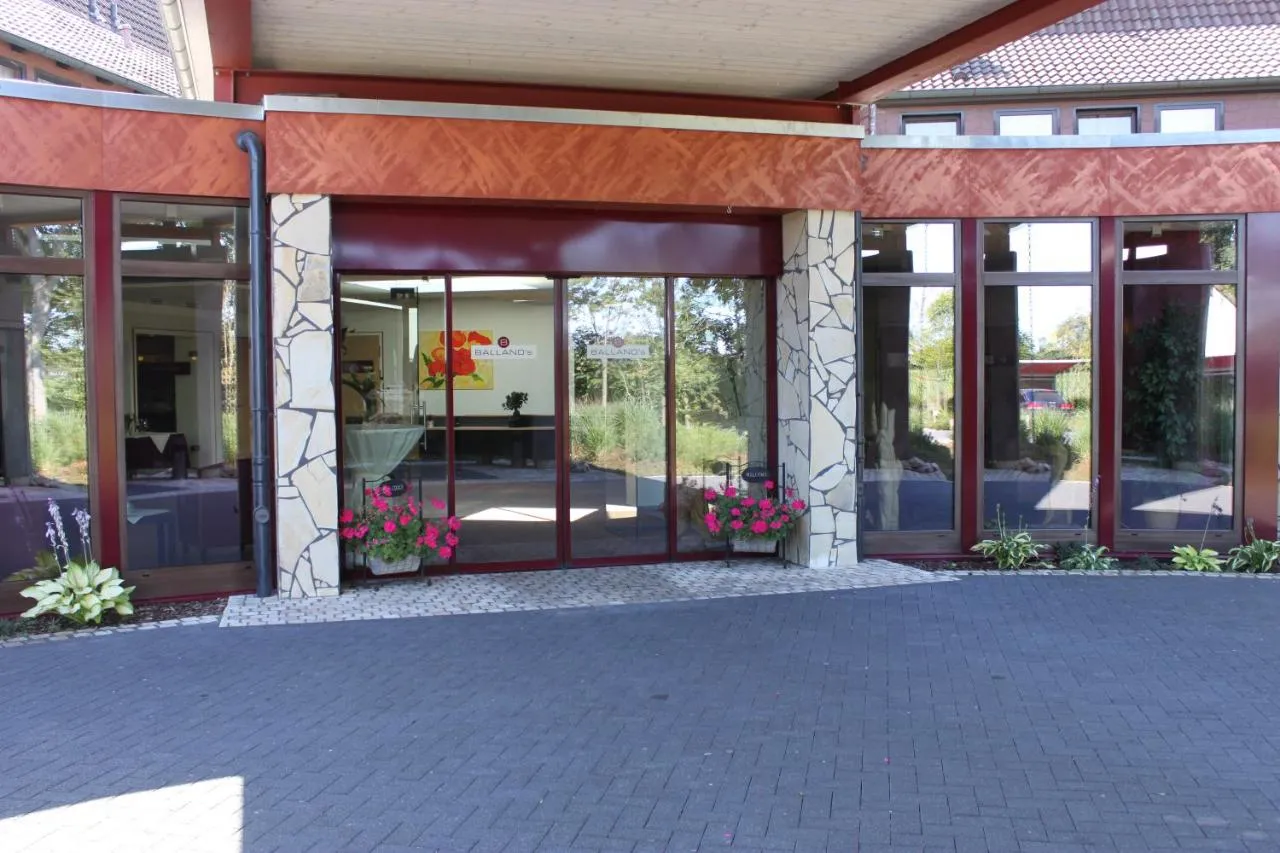 Balland's Hotel & Restaurant